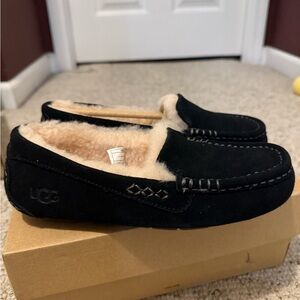 UGG Black Women Moccasin Slippers